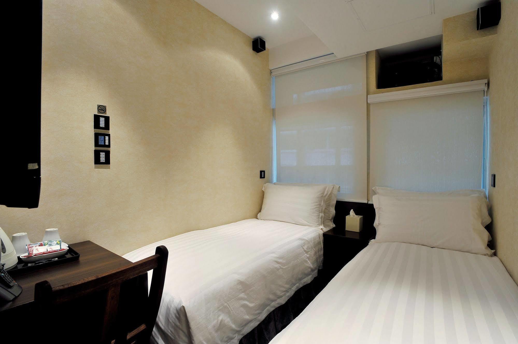 Hotel Mingle With The Star à Hong Kong Extérieur photo